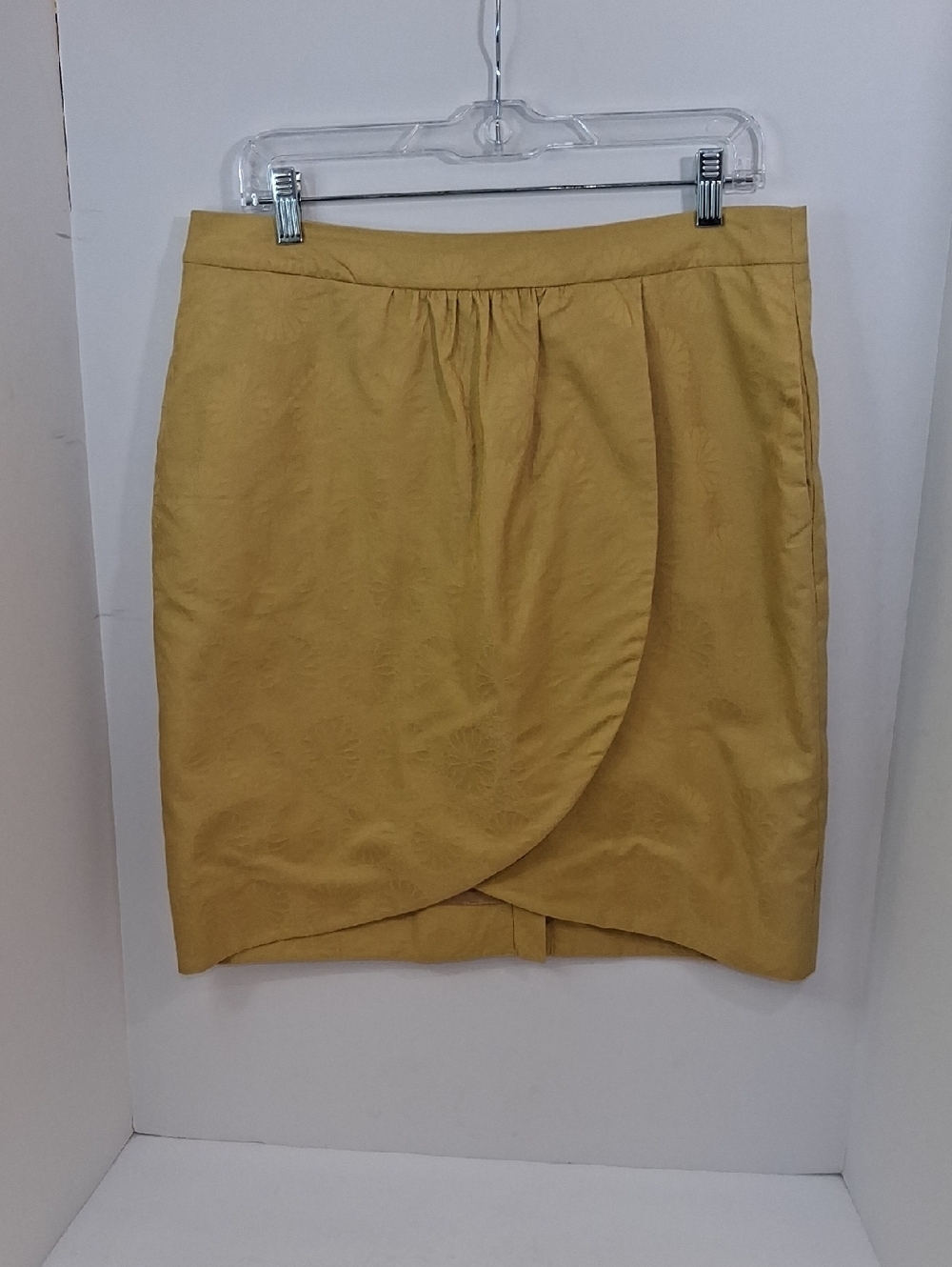 Women’s Mustard Tulip Front Skirt